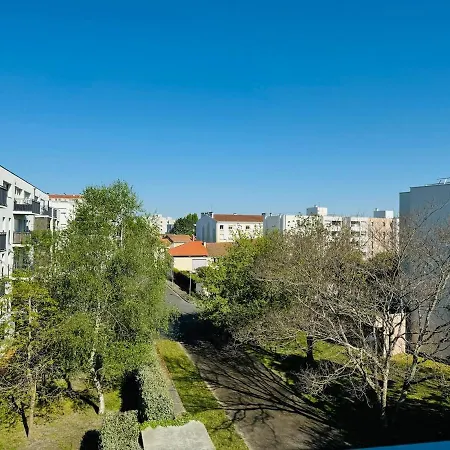 Avec Parking Prive Apartment